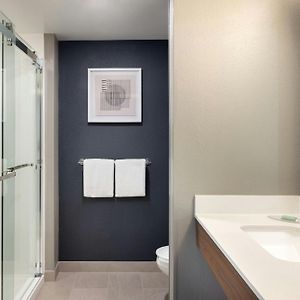 King Room Mobility or hearing accessible